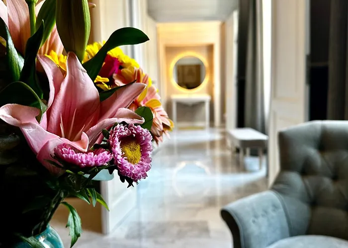 Via Veneto Luxury House