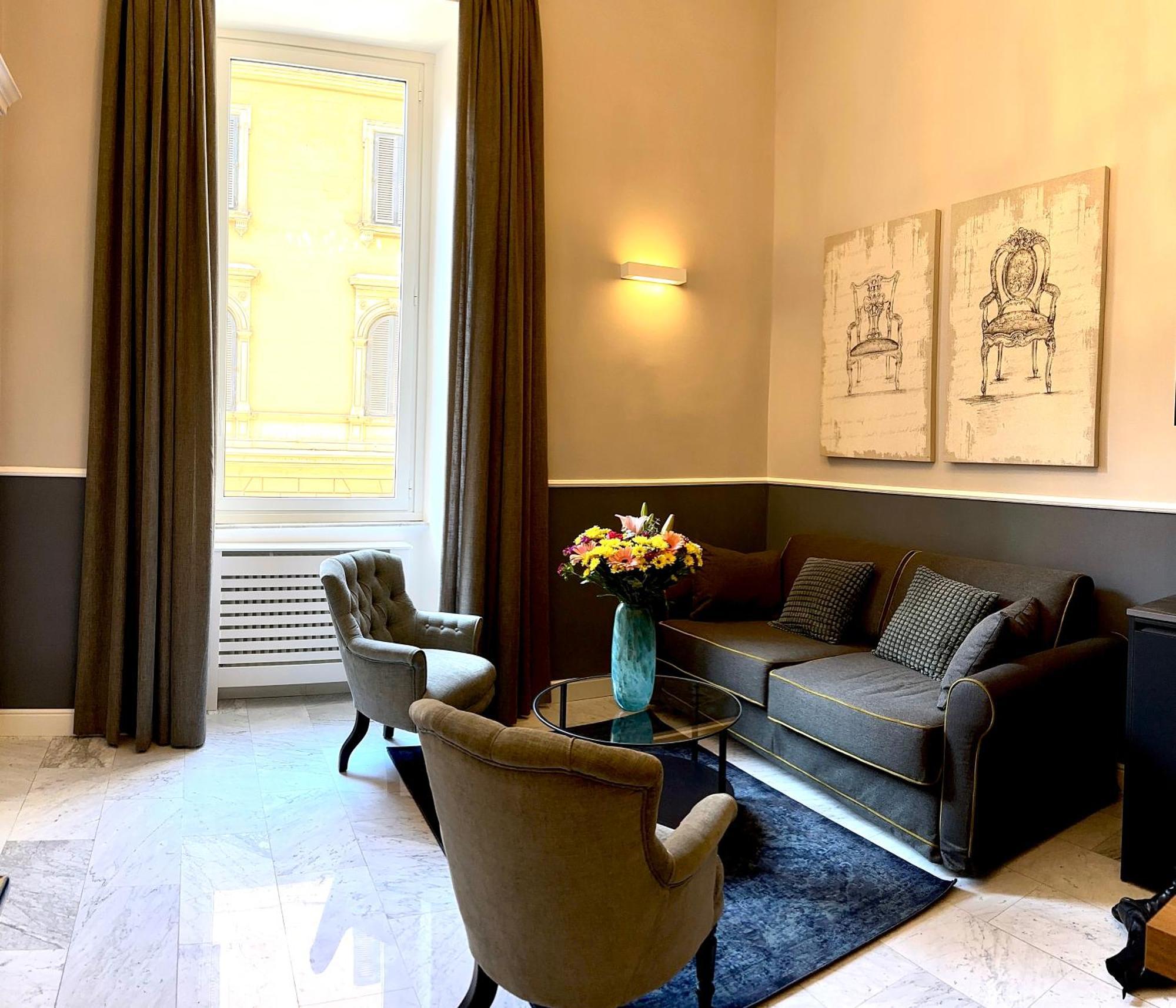 Via Veneto Luxury House